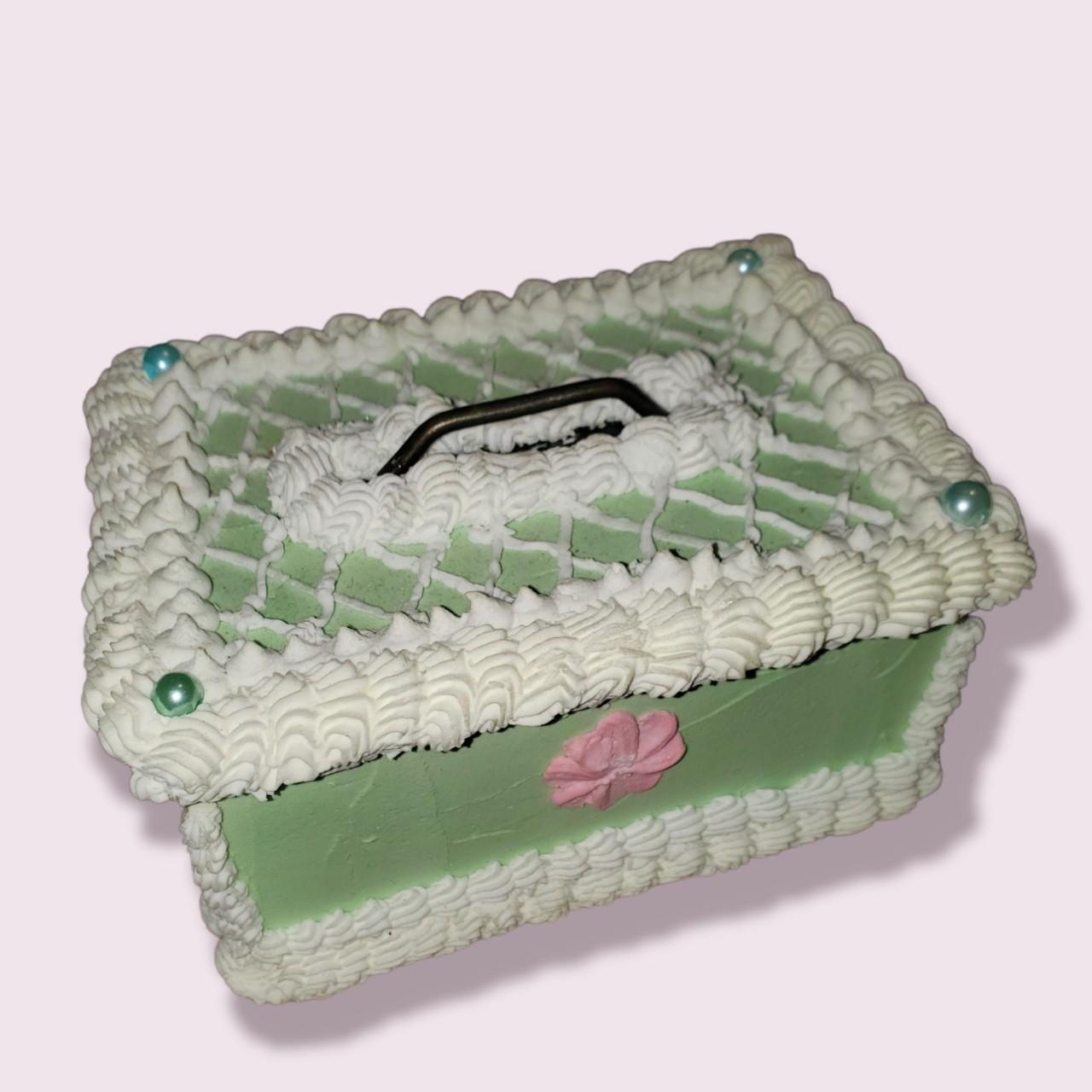 Handmade Jewelry Cake Box ☆ this is so Melanie... Depop