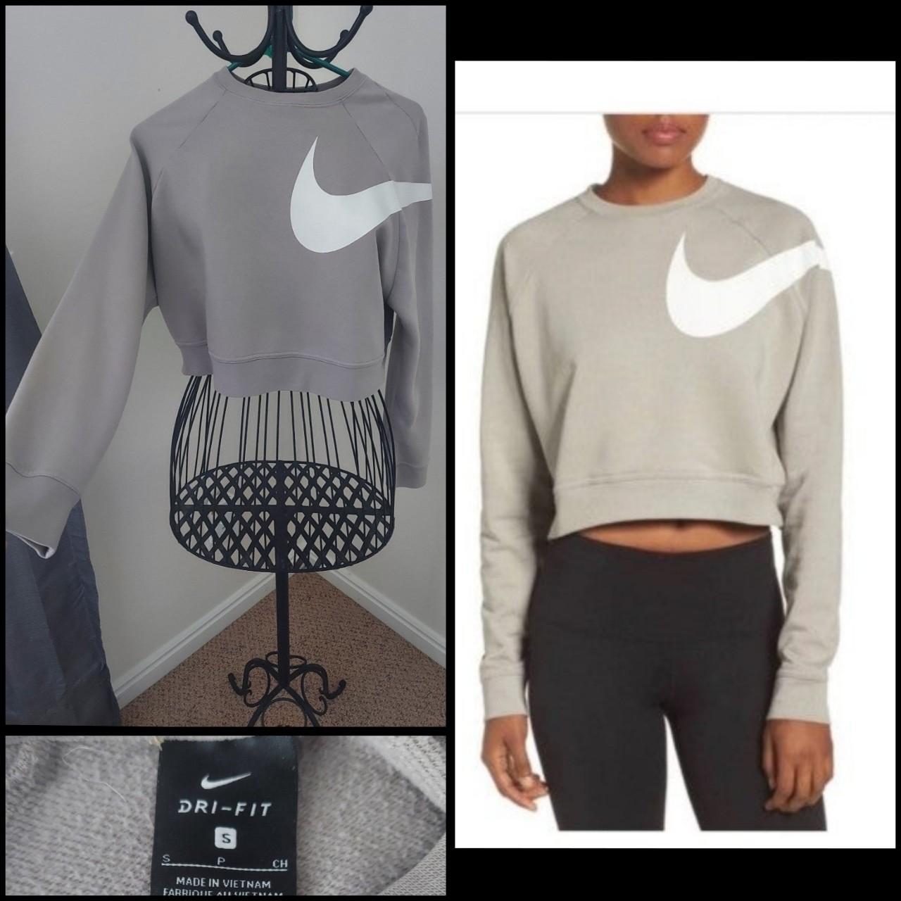 Nike versa 2024 crop top