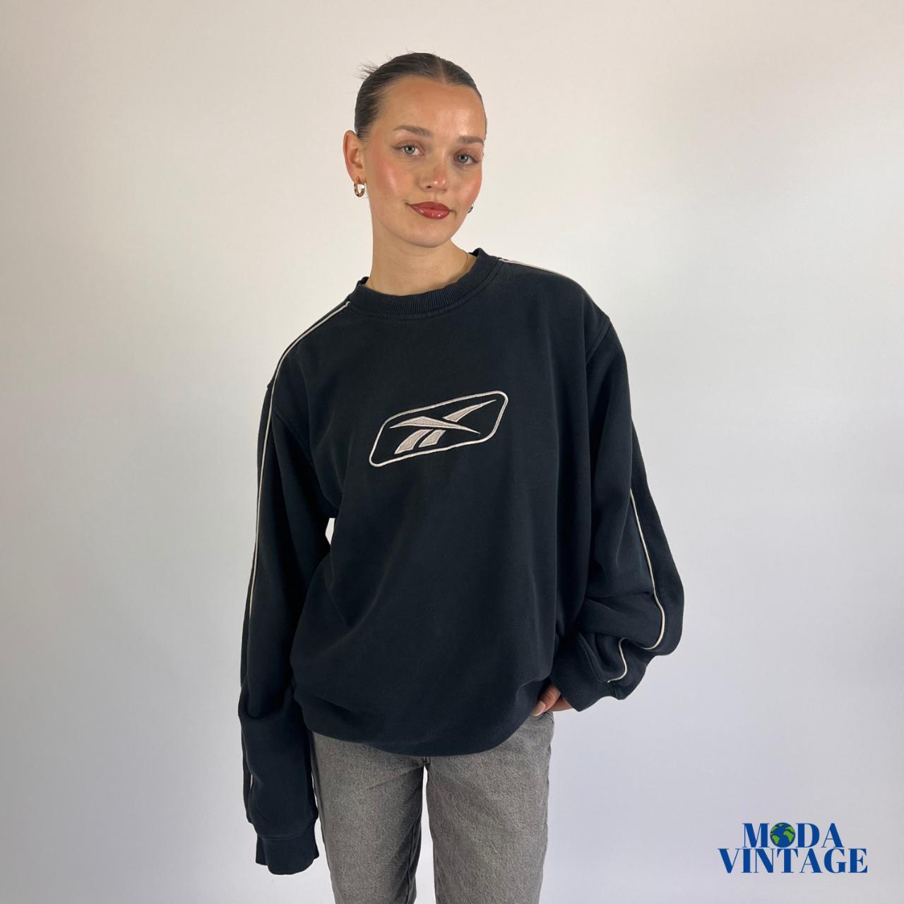 Navy reebok 2024 sweatshirt