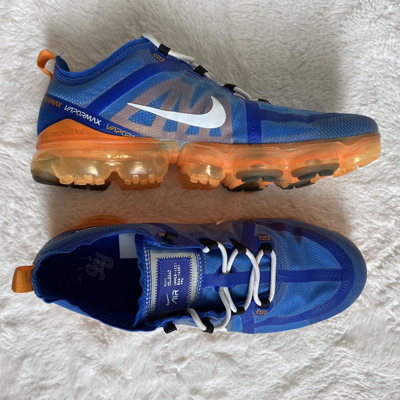 Vapormax 2019 blue and on sale white