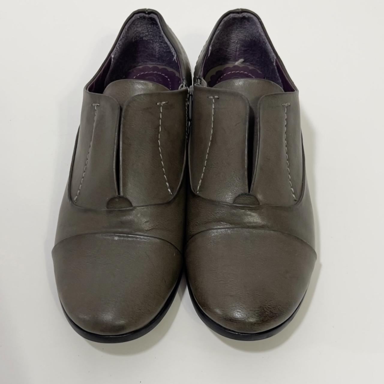 baretraps johanna sneaker