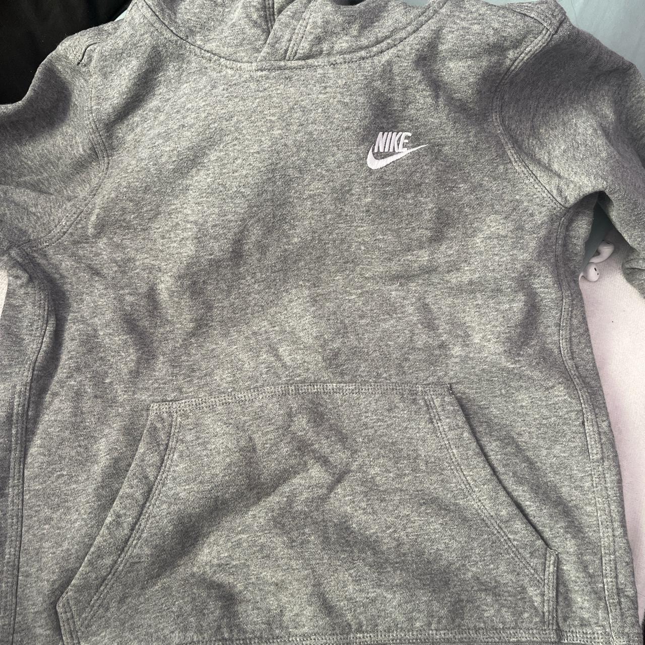 nike heather grey hoodie