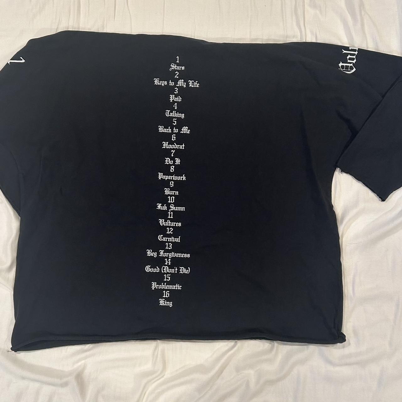 Black Yeezy vultures long sleeve Size 2 - Depop