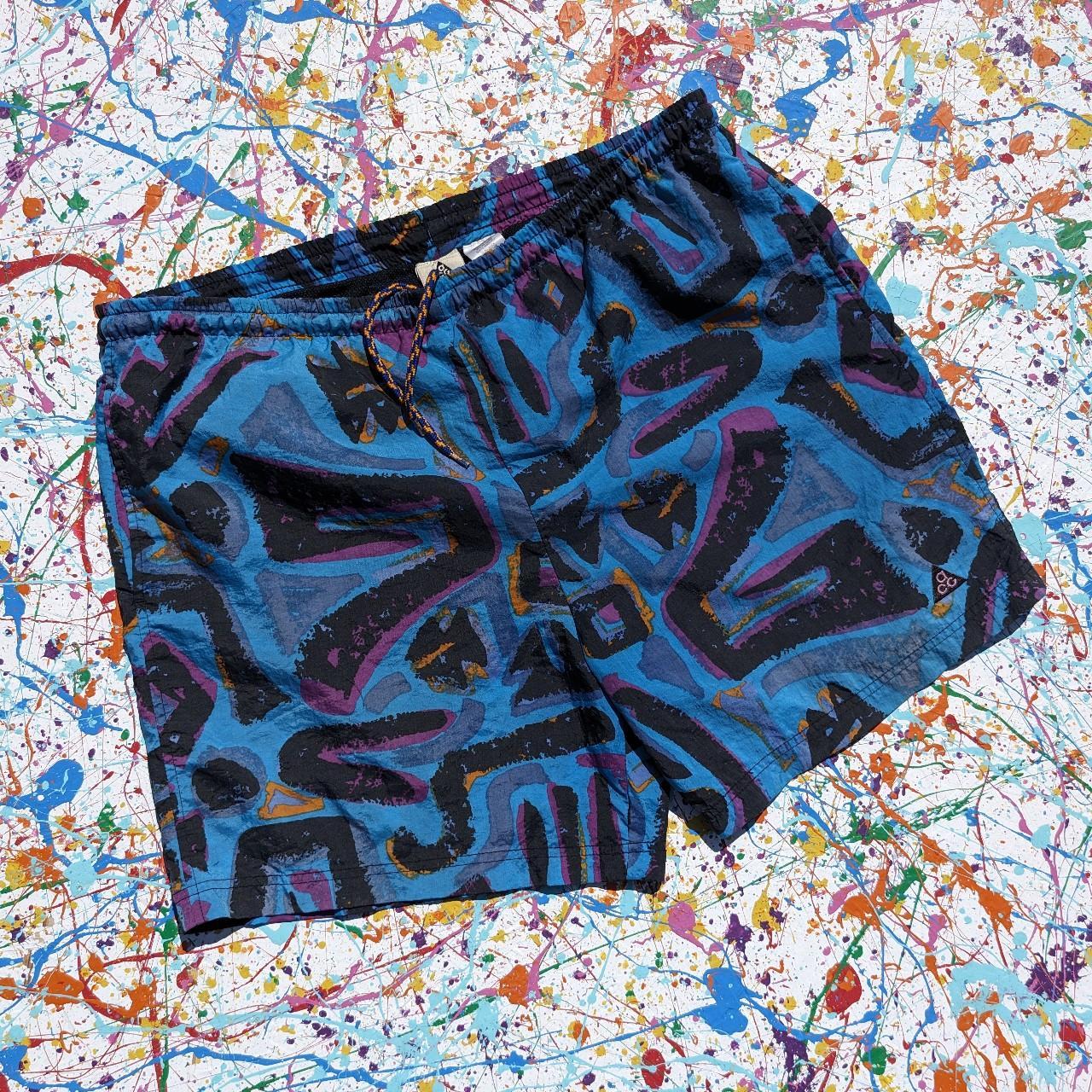 Nike 90s print shorts hotsell