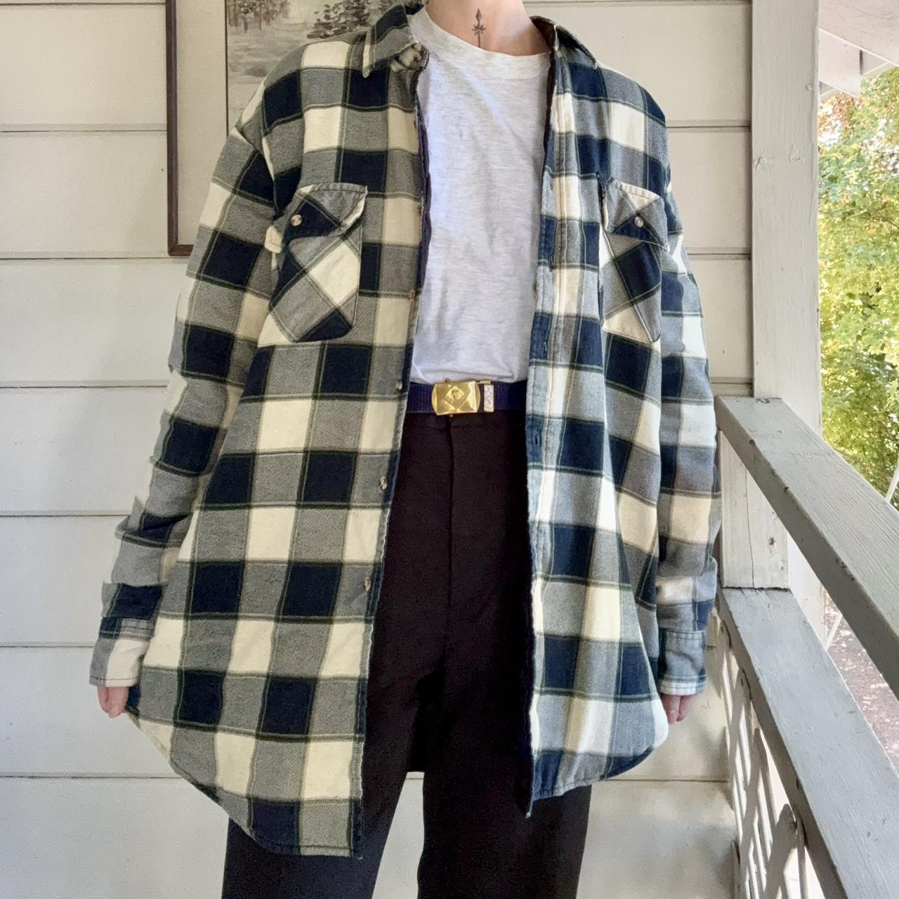 Basic Editions Men's Top - Navy/Cream - L – Basic… - image 2