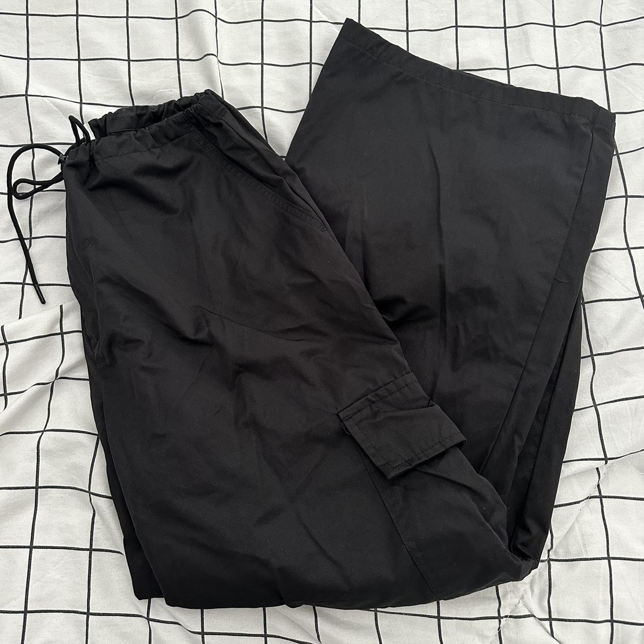 supre parachute cargo pants never worn size 8 - Depop