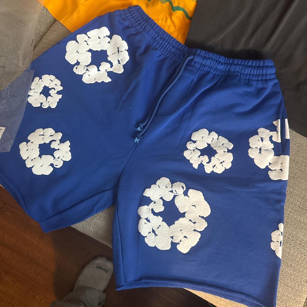 Plaid supreme-shorts - Depop