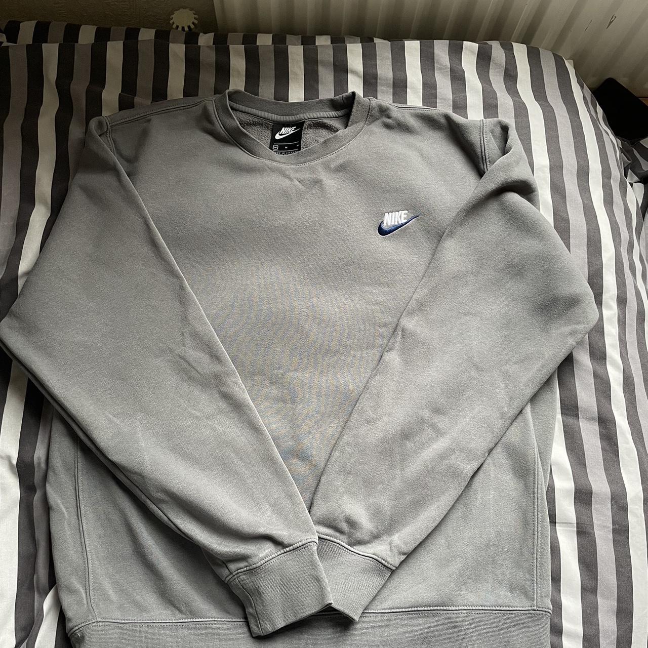 nike jumper green
