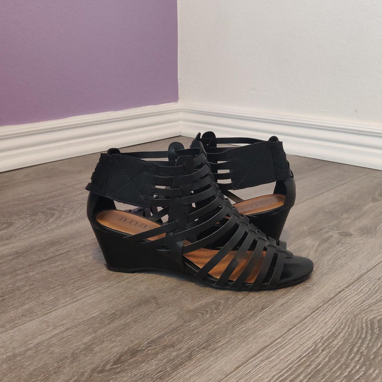 LV gladiator sandals 2018 worn minimally - Depop