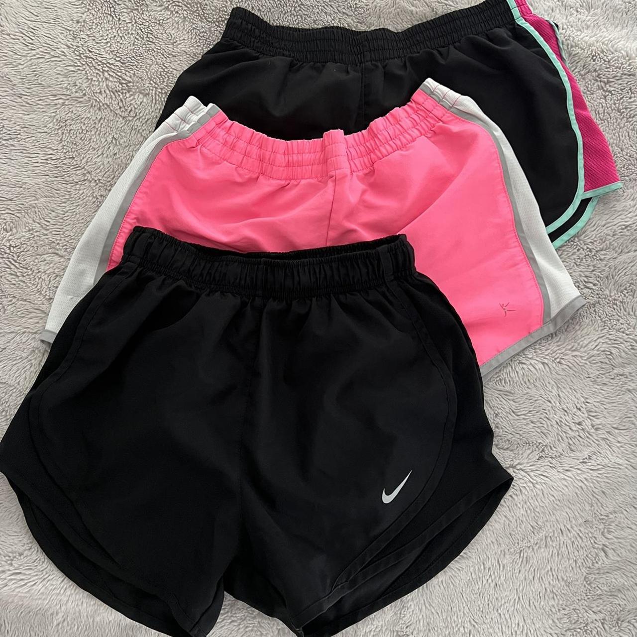 Nike Women's Black and Pink Shorts | Depop