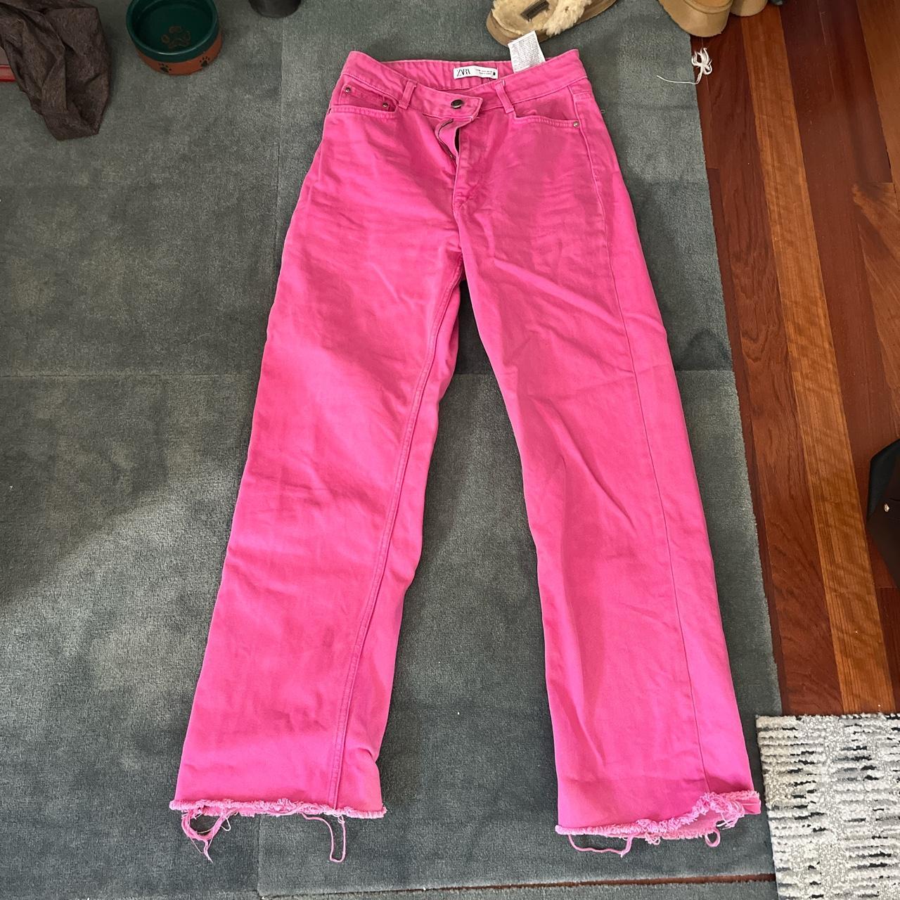 Pink Zara jeans. Tagged 6 but fits more like a 4.... - Depop