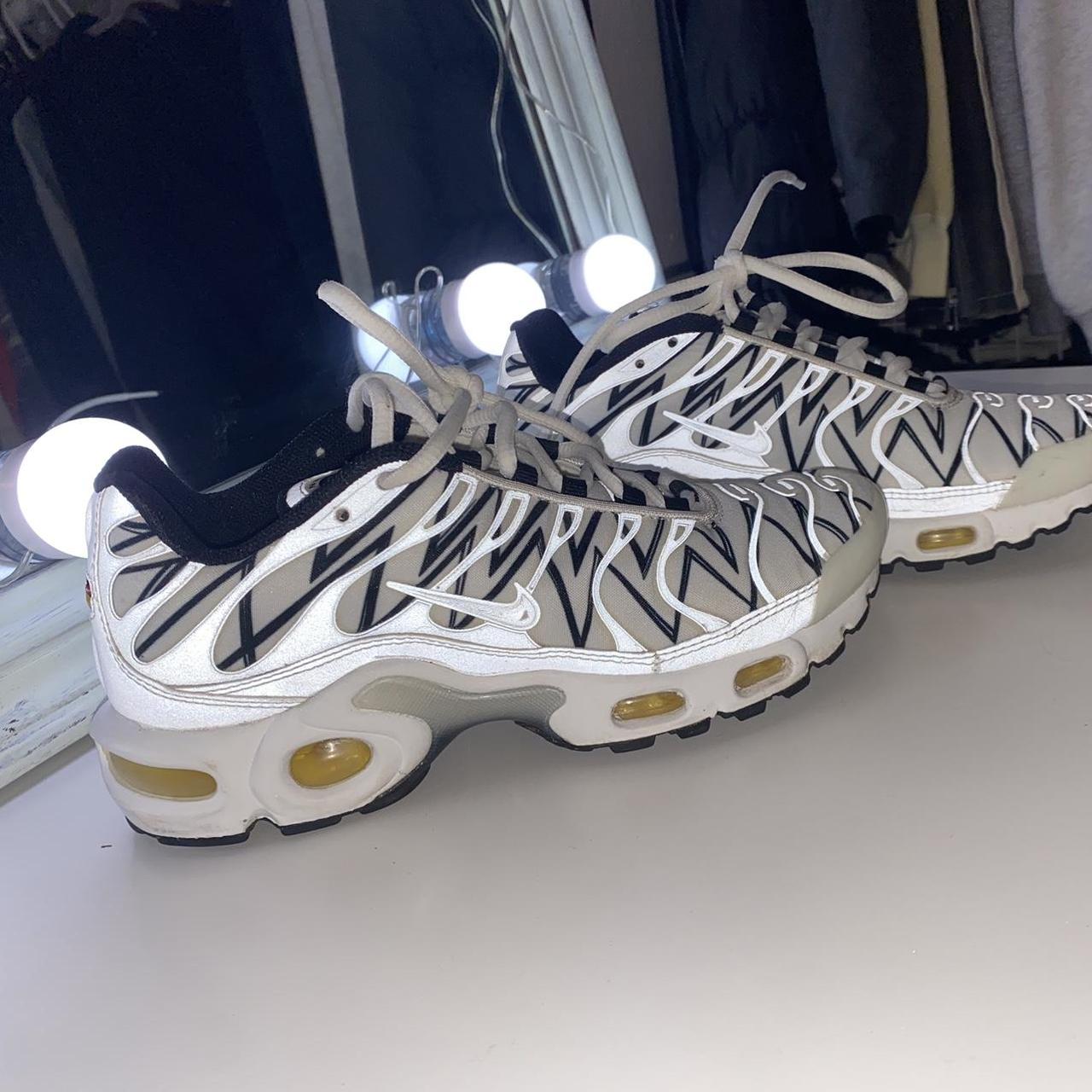 unusual nike air max
