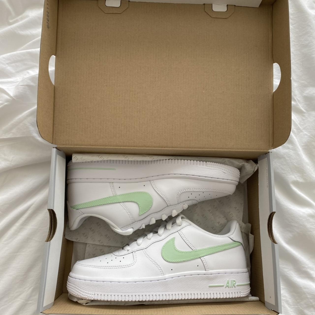 Nike Air Force Mint Green 