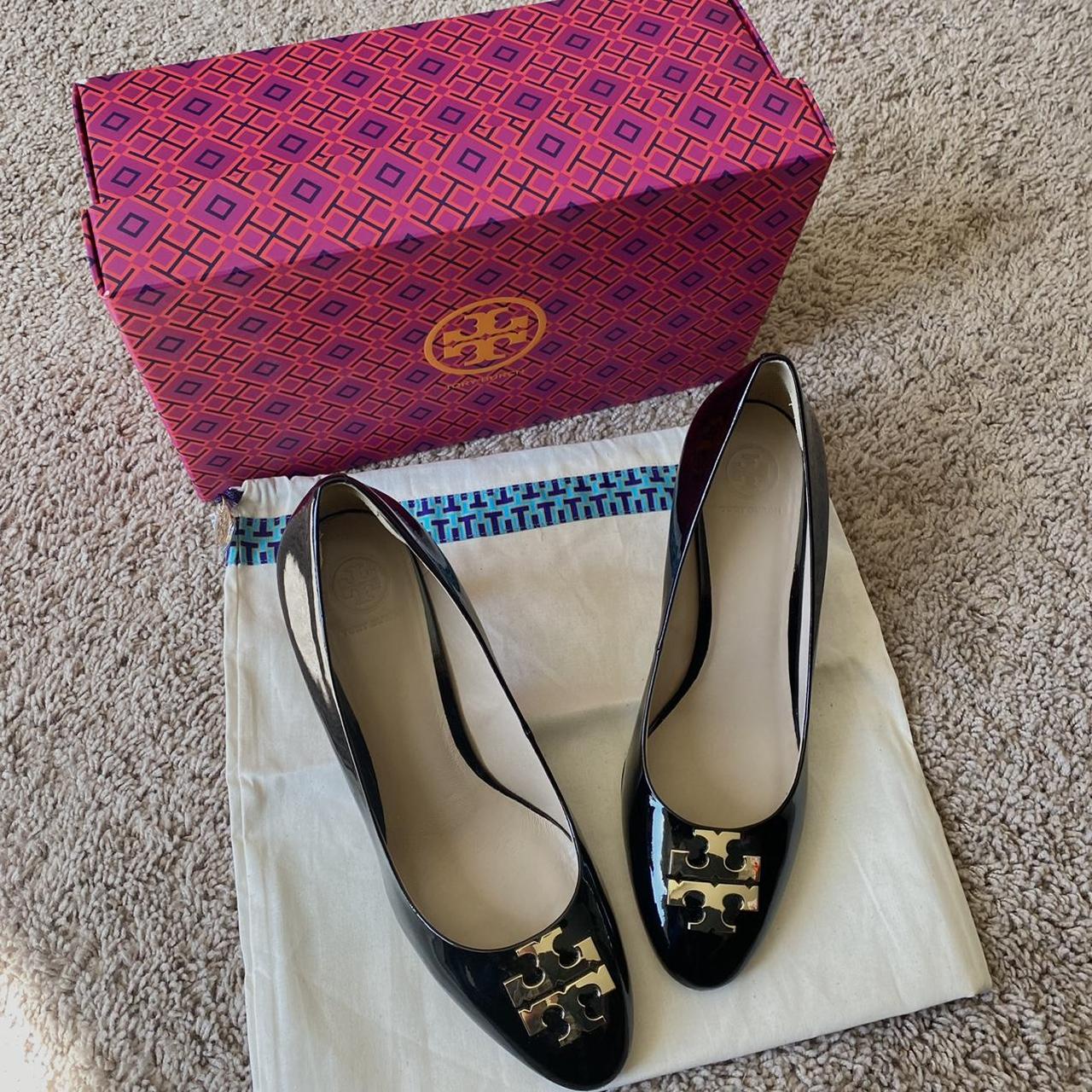 Tory burch best sale raleigh pump