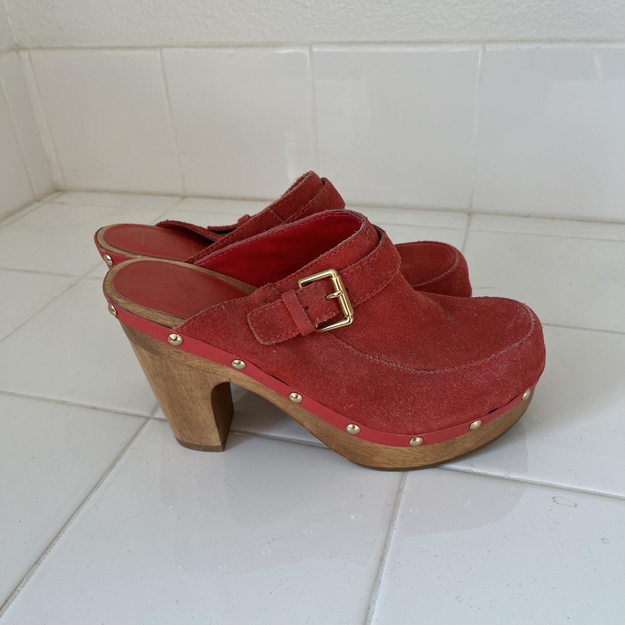 Gap Women's Red Clogs Depop