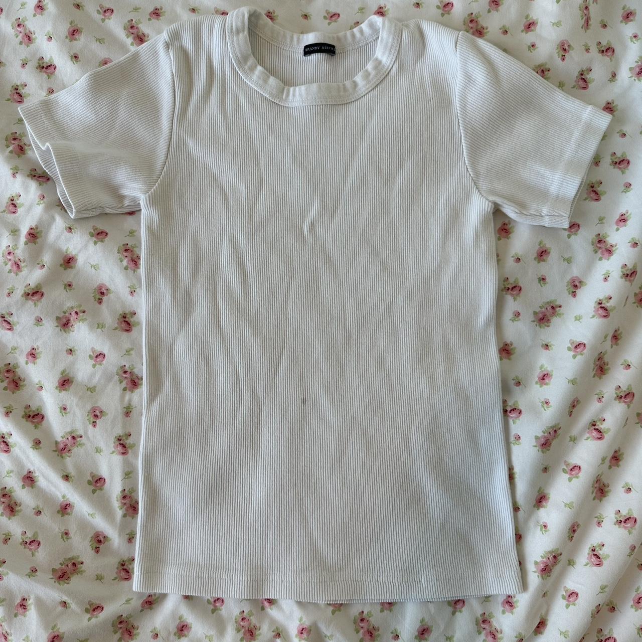 Brandy Melville Ribbed Top, Women's Fashion, Tops, Shirts on Carousell