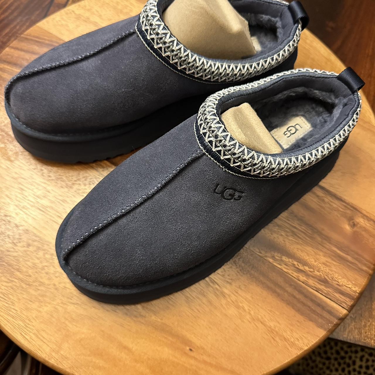 navy blue ugg tasman