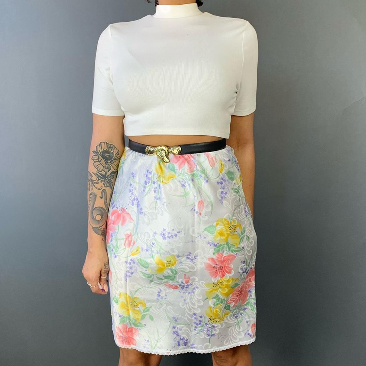 Natori Women's White and Pink Skirt