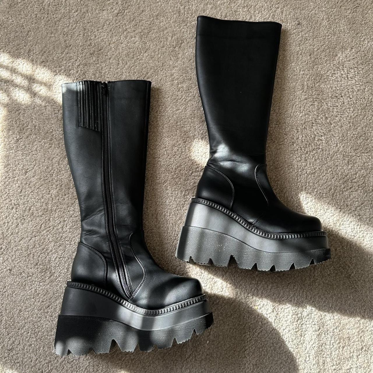 demonia flat boots