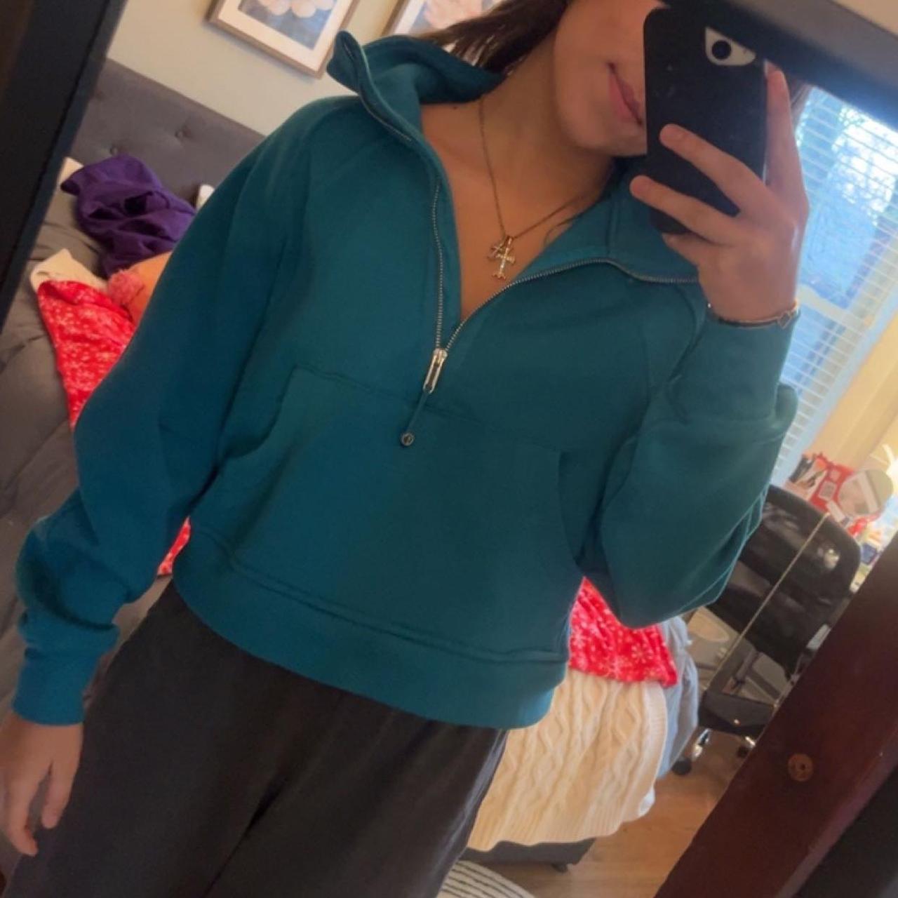 Lululemon scuba dupe sooooo soft perfect condition... Depop