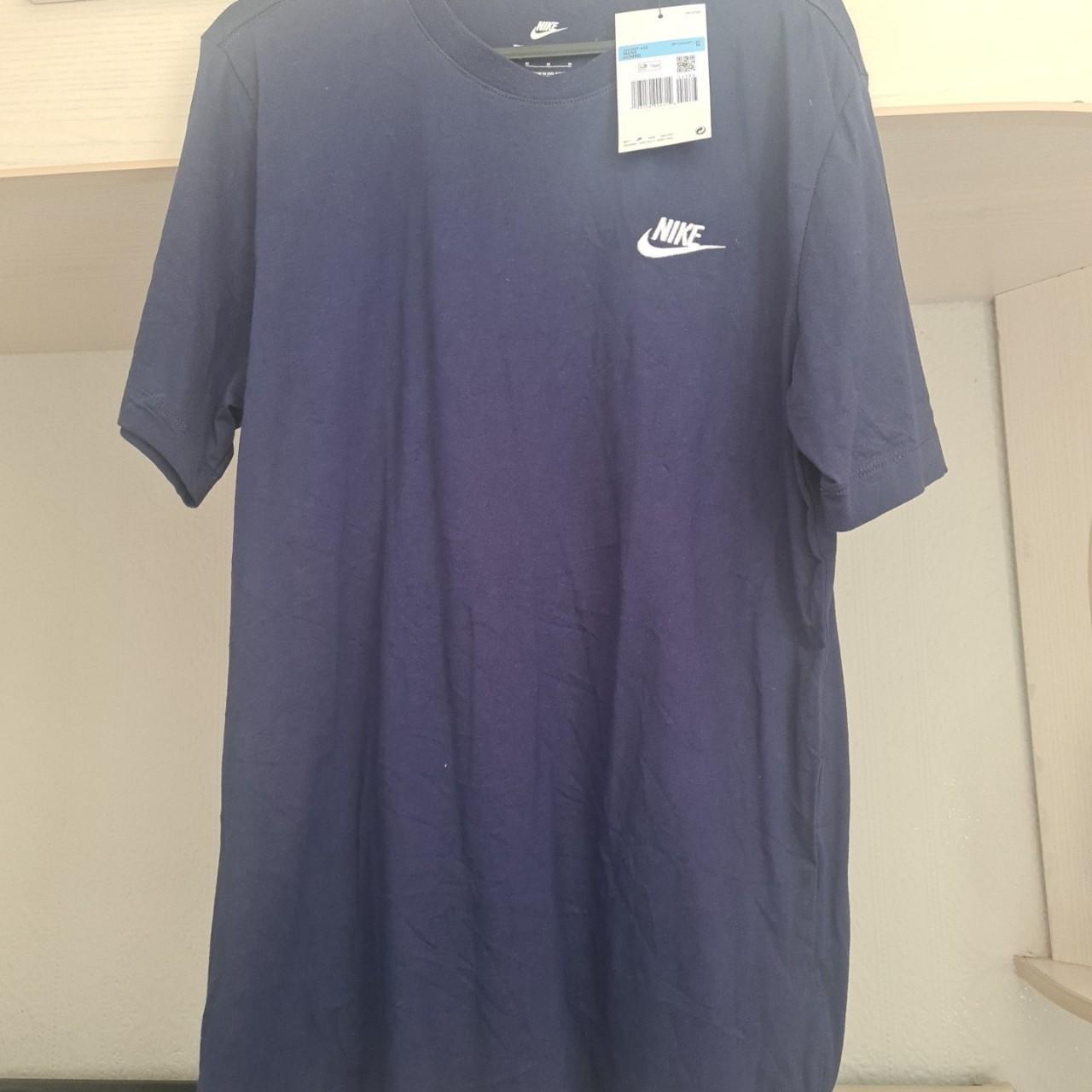 mens navy nike t shirt