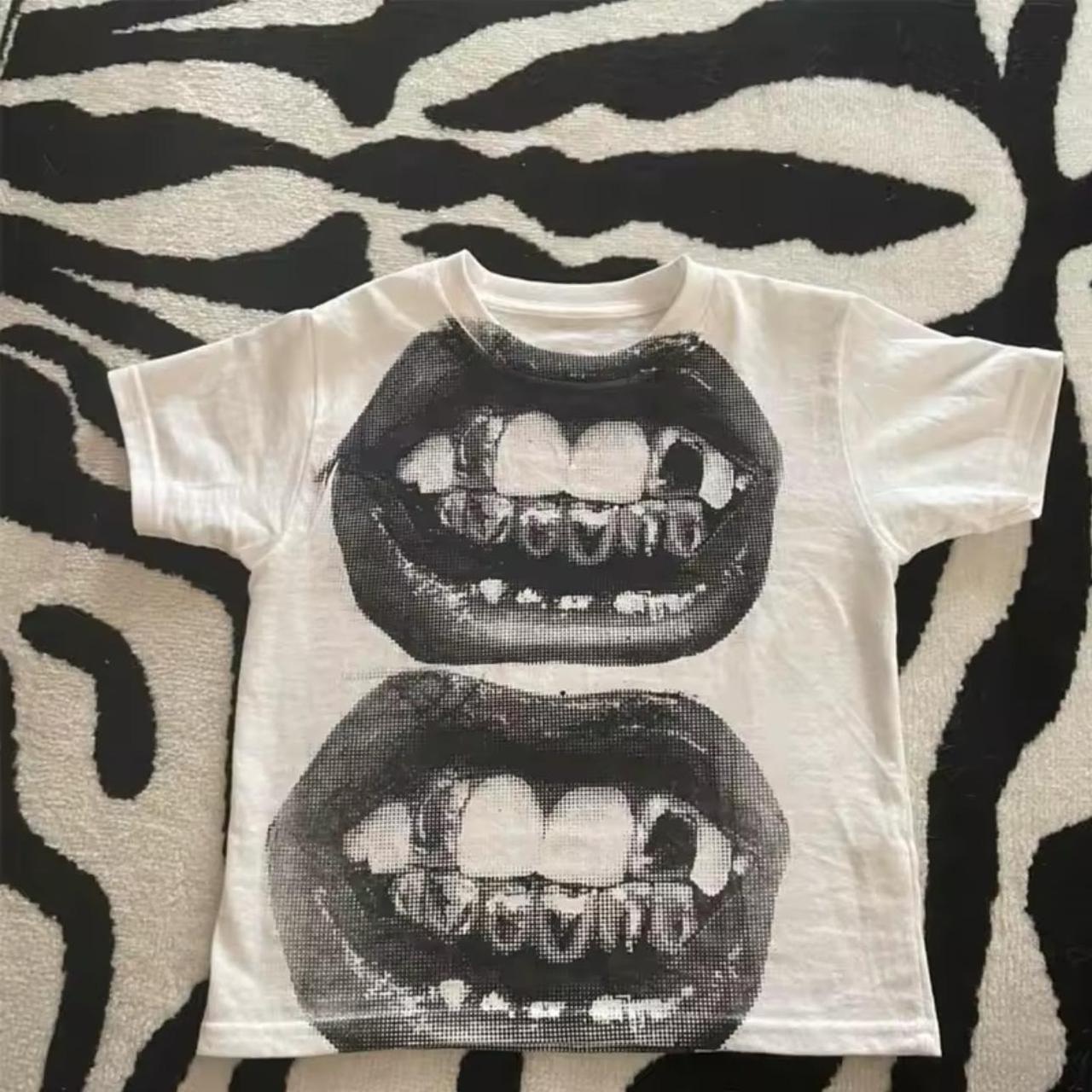 item listed by trendvibees