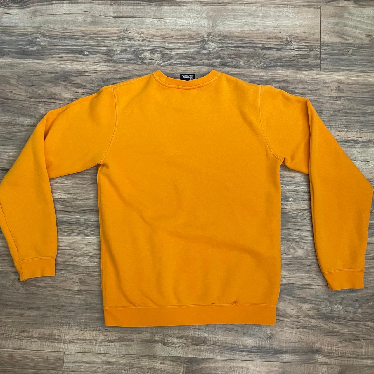 🍂Orange NIKE Crewneck Sweater, size SMALL SMALL | Depop 🍂Orange NIKE Crewneck Sweater, size SMALL SMALL | Depop