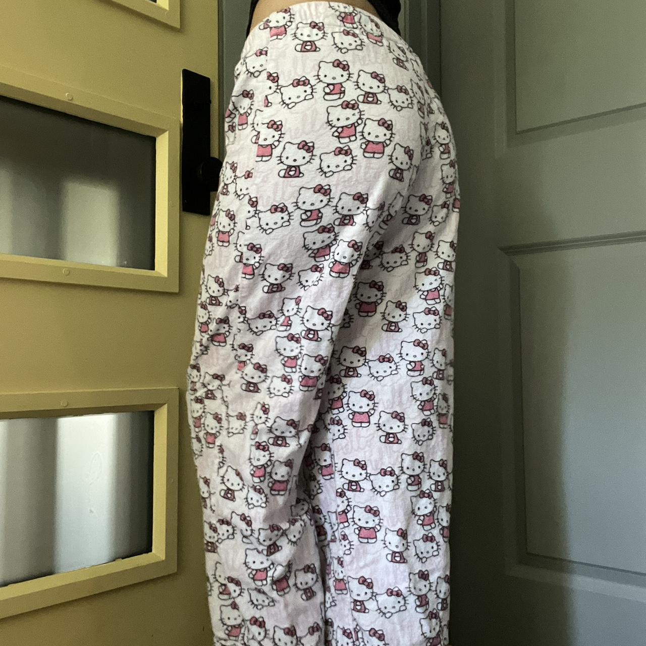 Hello Kitty x Pottery Barn vintage hello