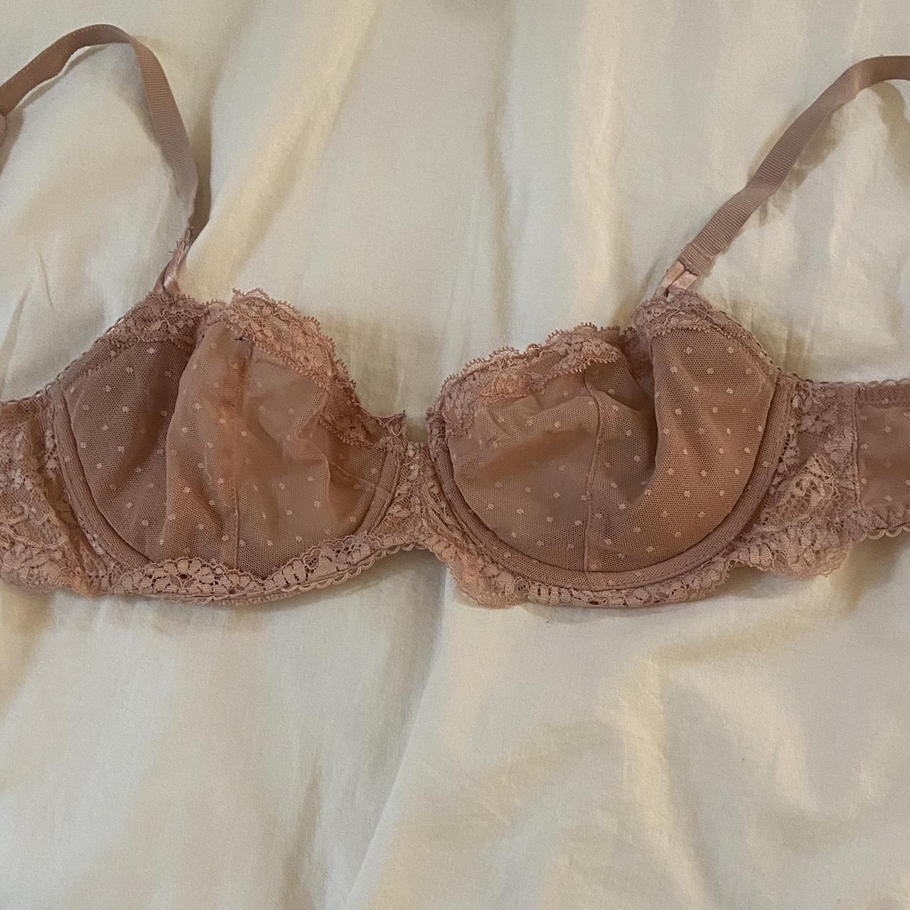 Cute nude blush pink bra 🌸 - size 95D - Spanish - - Depop