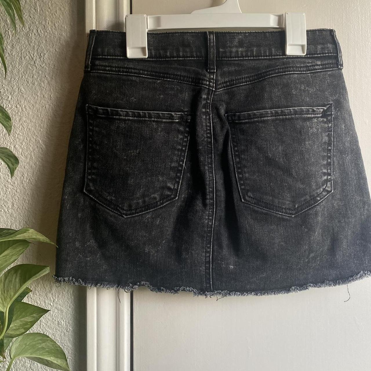 Black denim skirt express hotsell