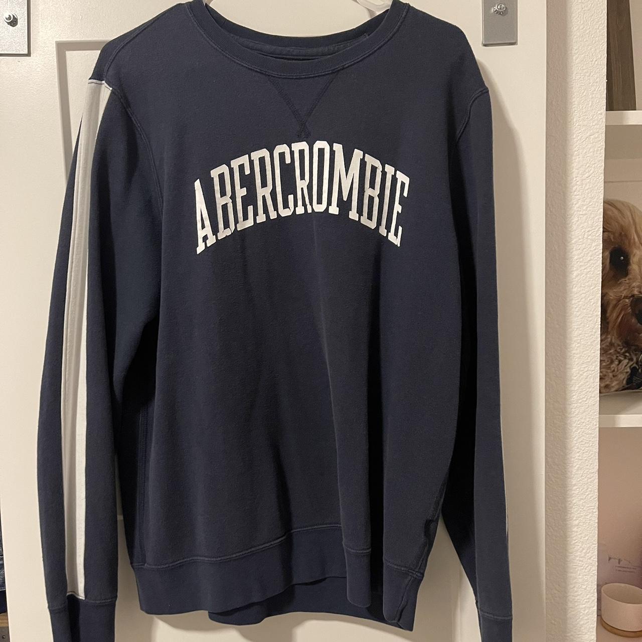 Abercrombie and Fitch Crew Neck Light Weight Sweater - Depop