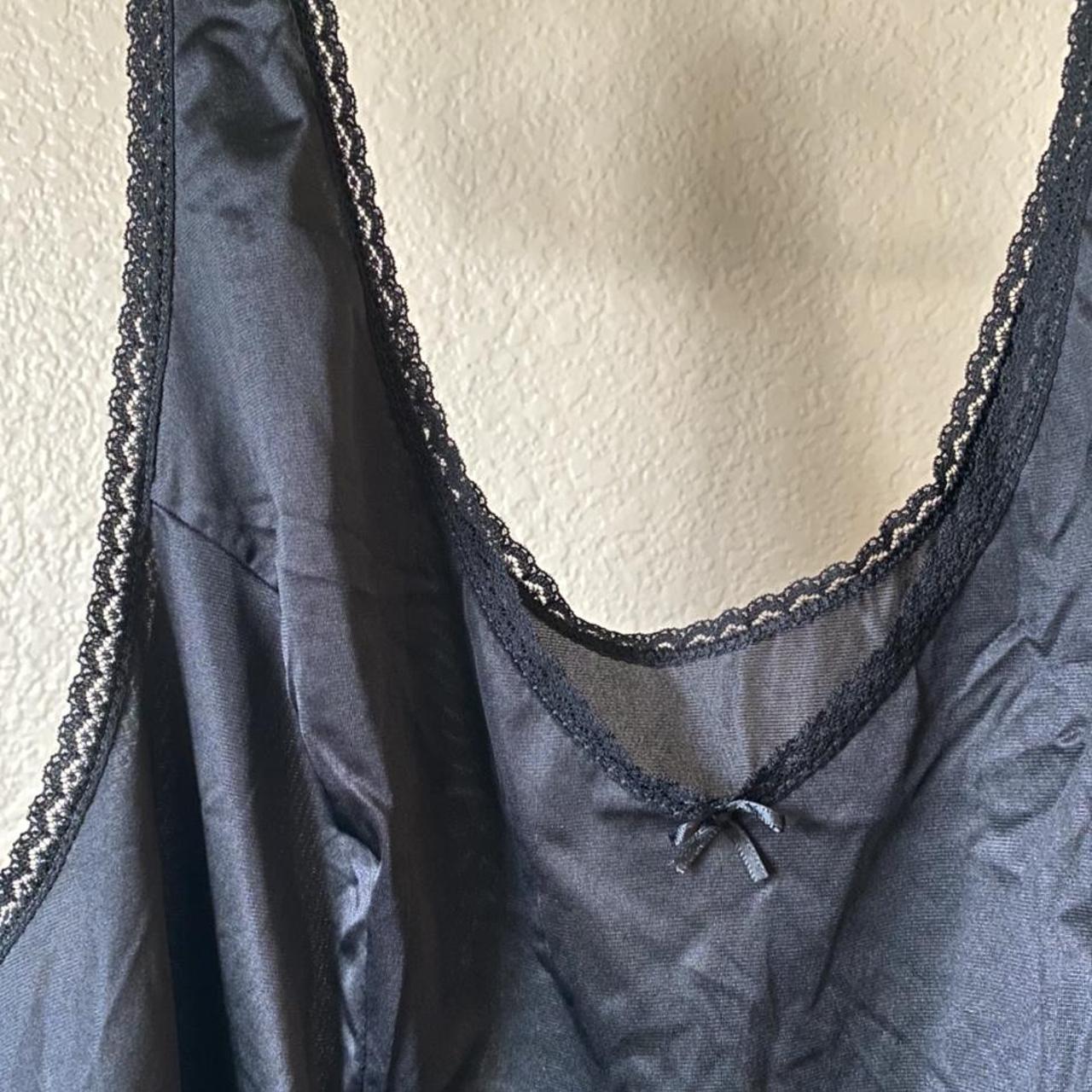 Vanity Fair Women's Black Nightwear | Depop