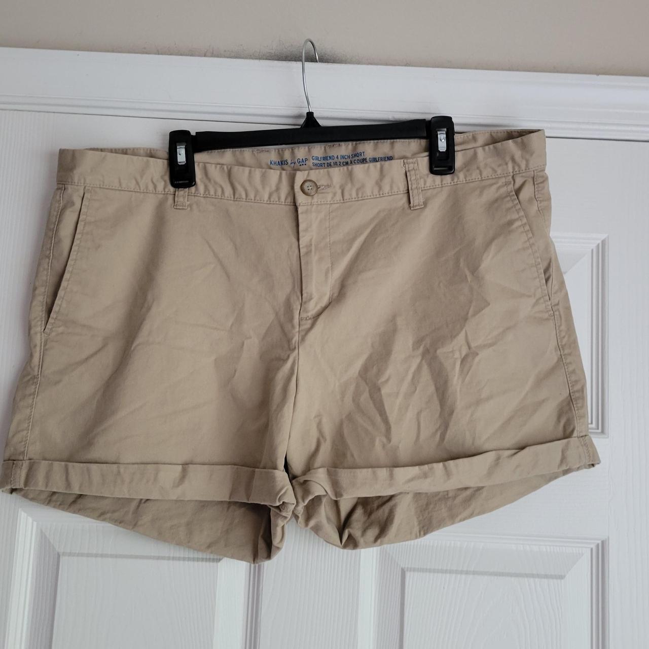 Gap girlfriend khaki shorts online