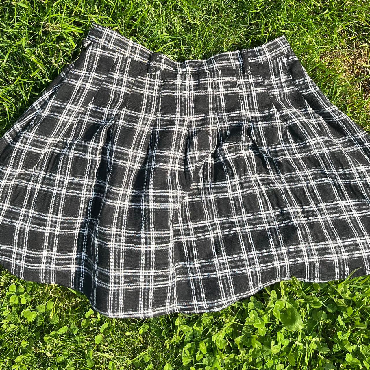 Pop punk style Shein skirt, with belt and buckle... - Depop