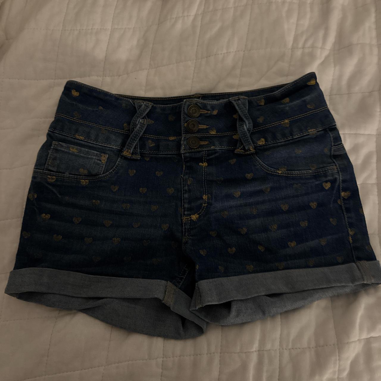 item listed by emmsmhh