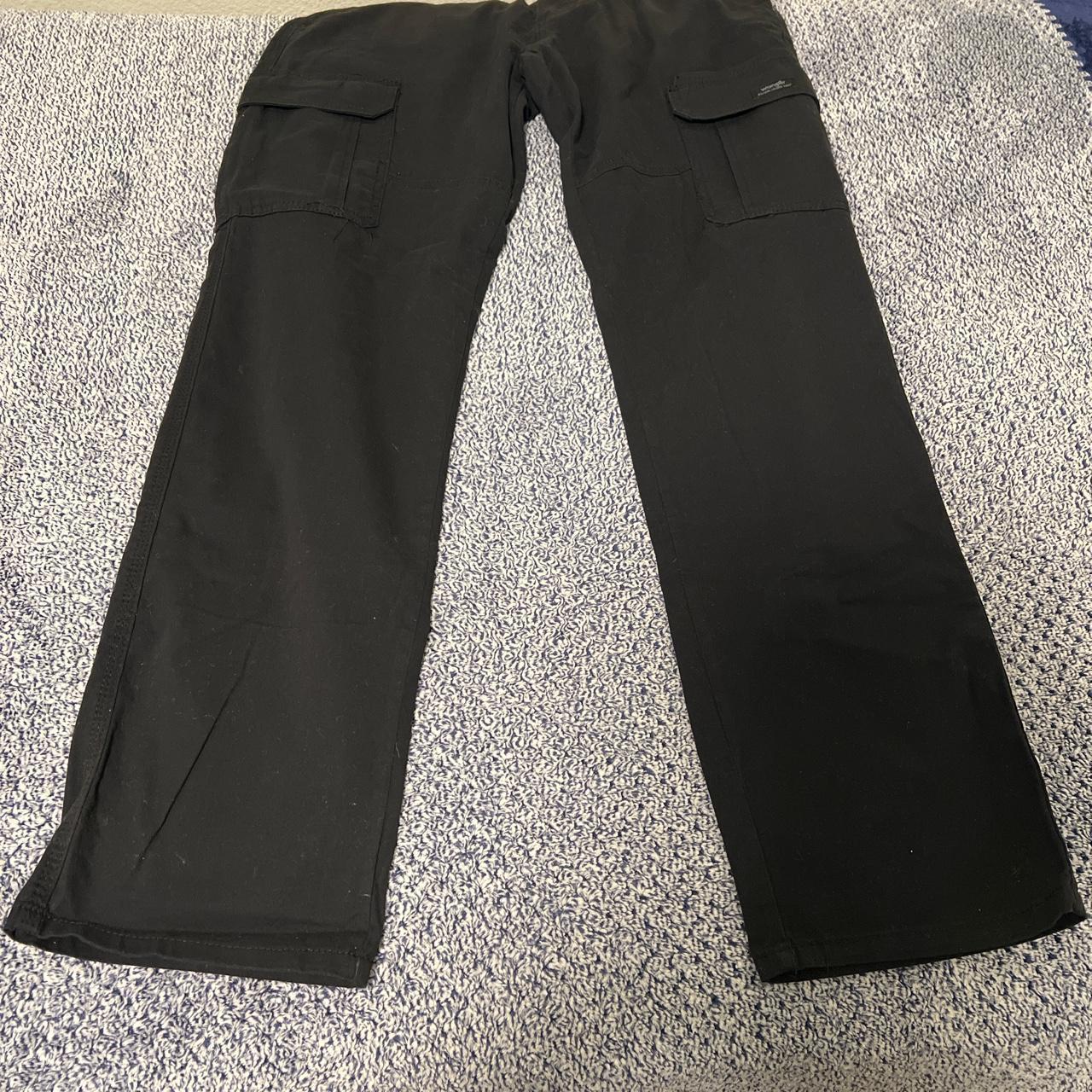 Wrangler Relaxed Fit Cargo Pants Size- 30/32 Perfect... - Depop