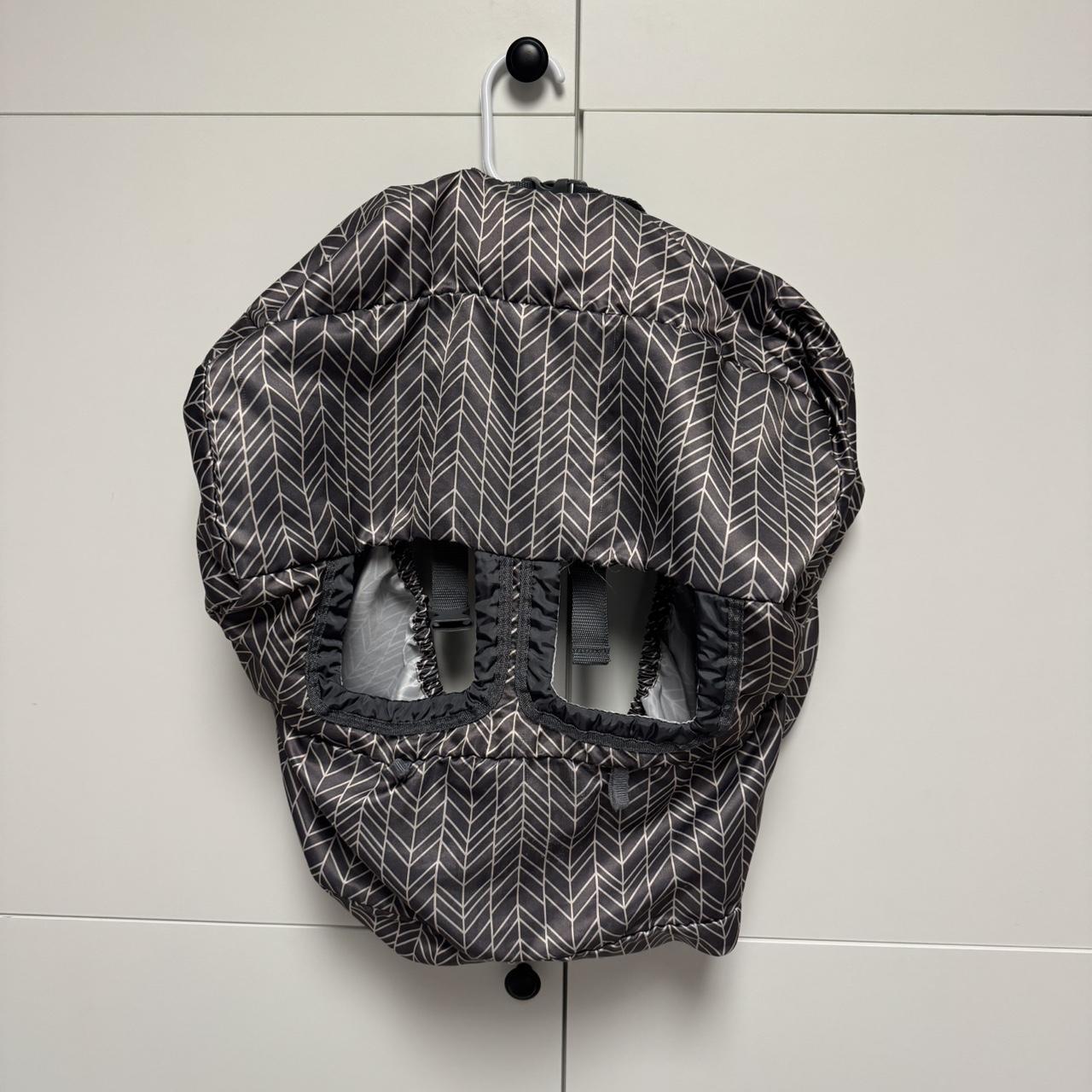 item listed by emmiella