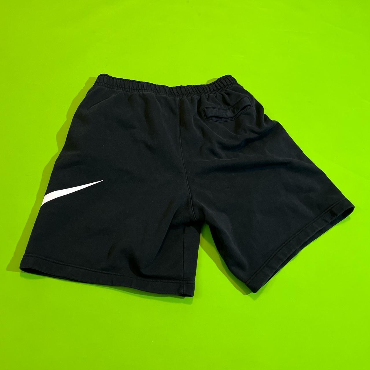 size xl nike shorts
