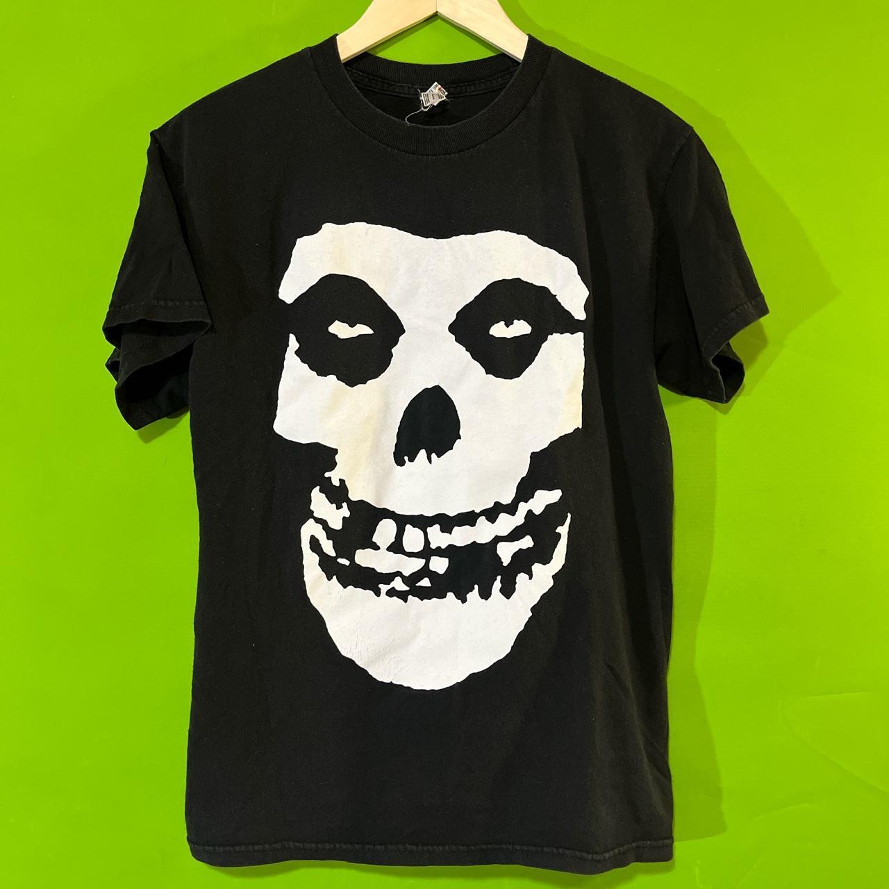 Men's Black and White T-shirt | Depop