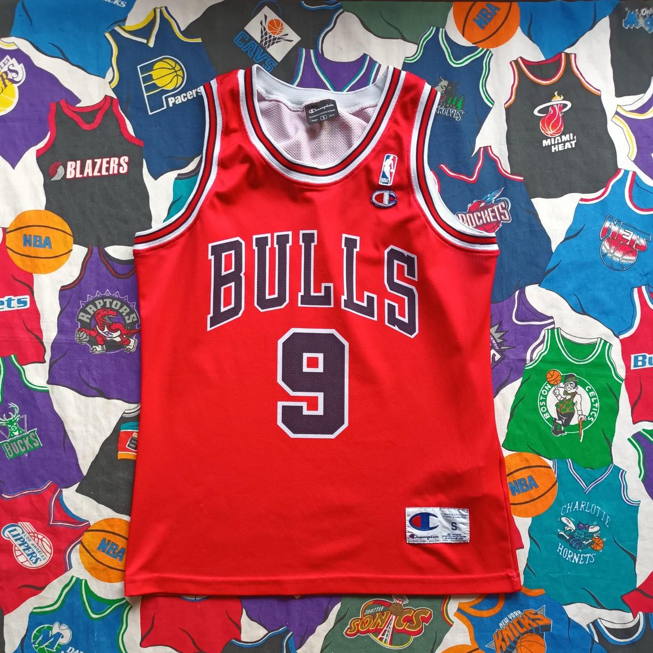 Champion Men's White and Red Vest - high-quality product