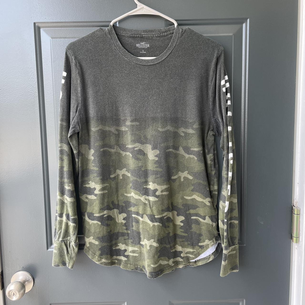 hollister camo ombre t-shirt, size S - Depop