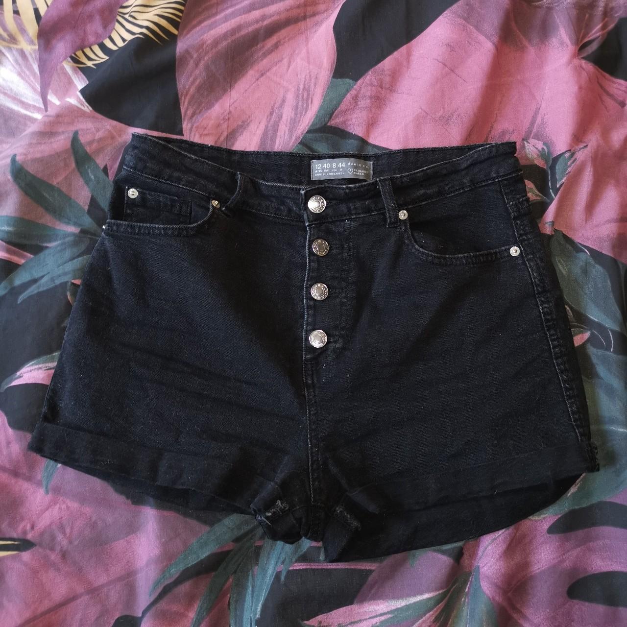Primark Women's Black Shorts Depop