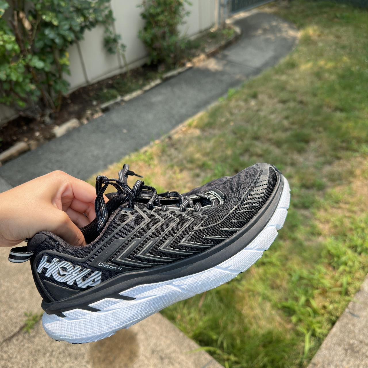 Hoka one one clifton 4 black best sale