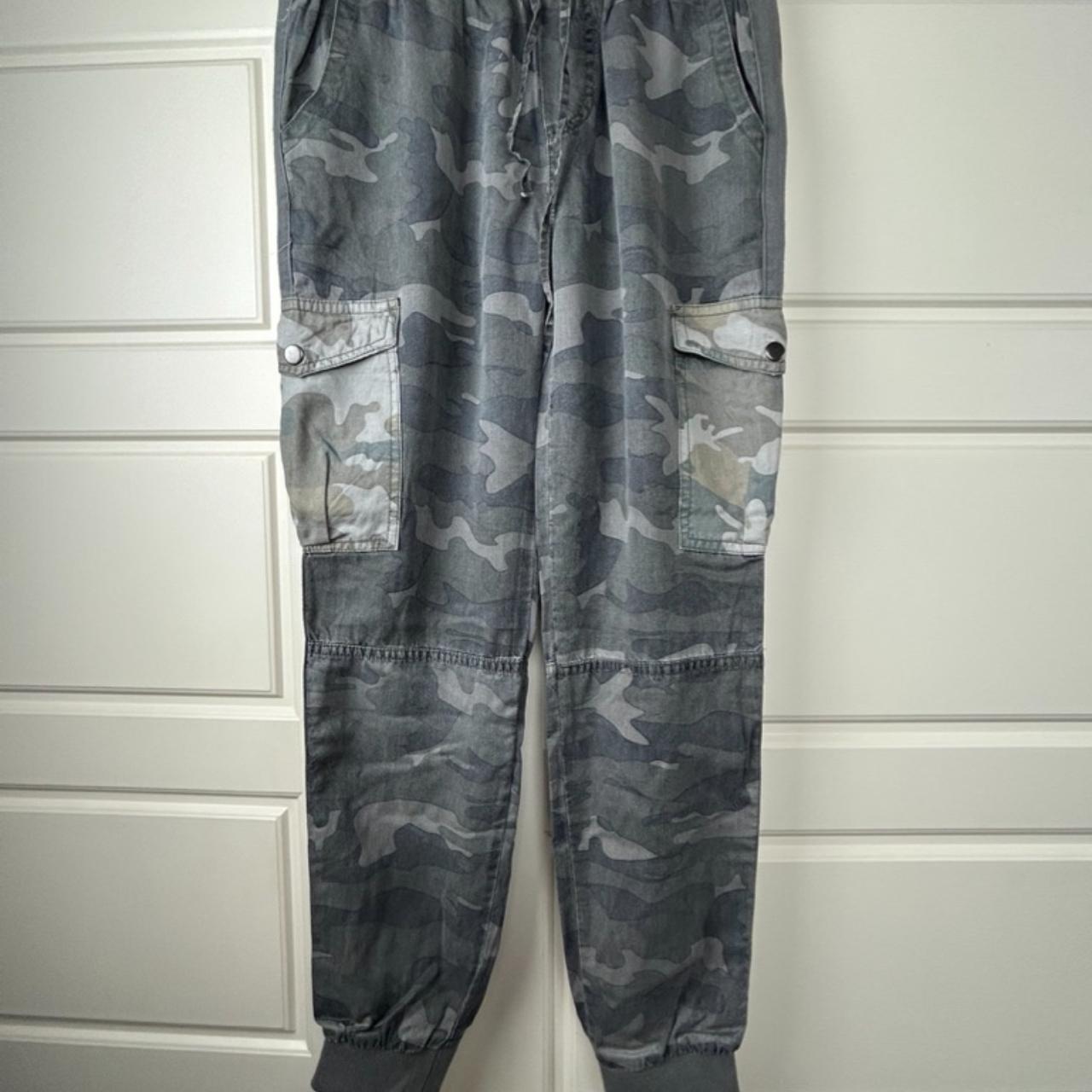 Vintage havana hot sale camo sweatpants