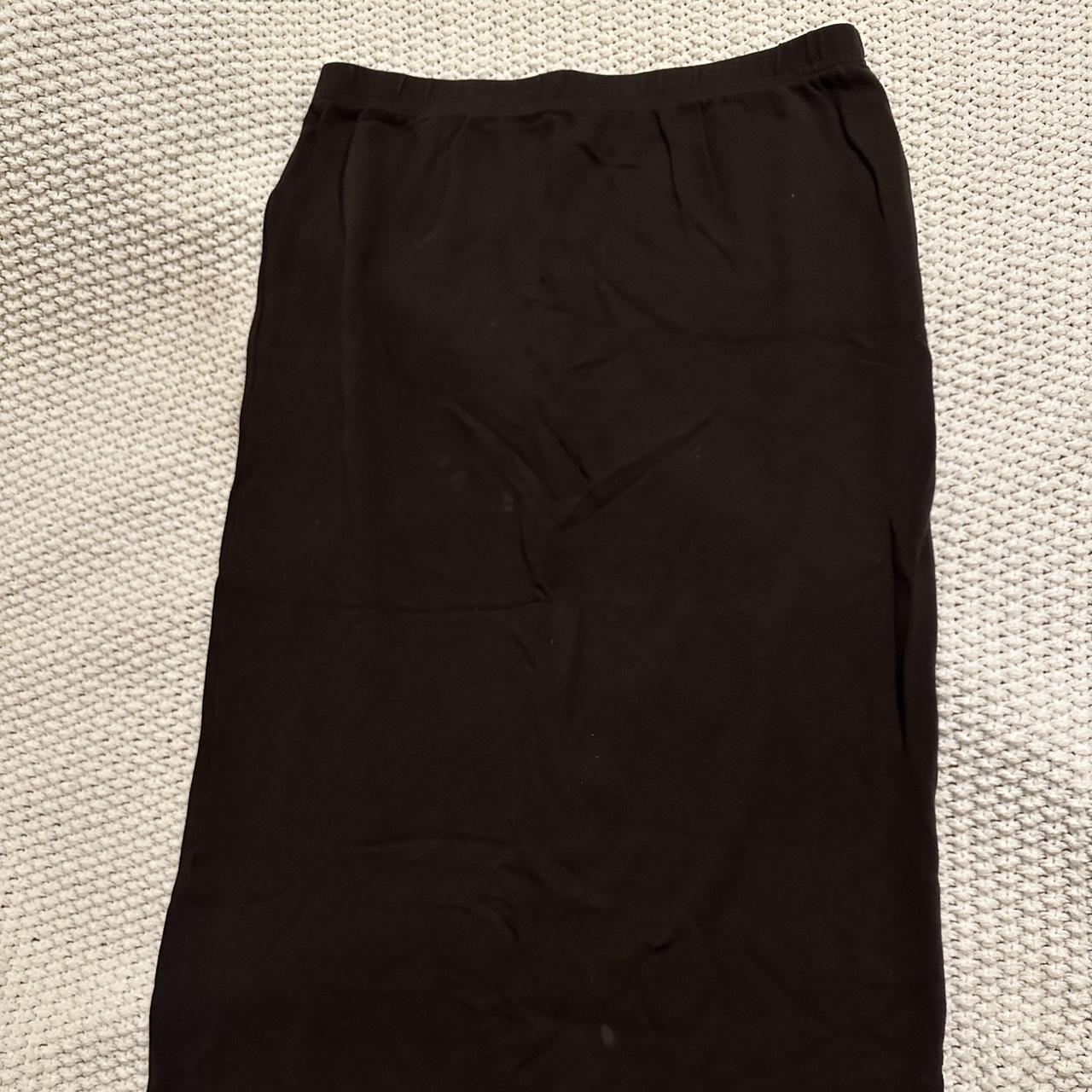 vintage brown skirt notes: stretchy, slit down the... - Depop