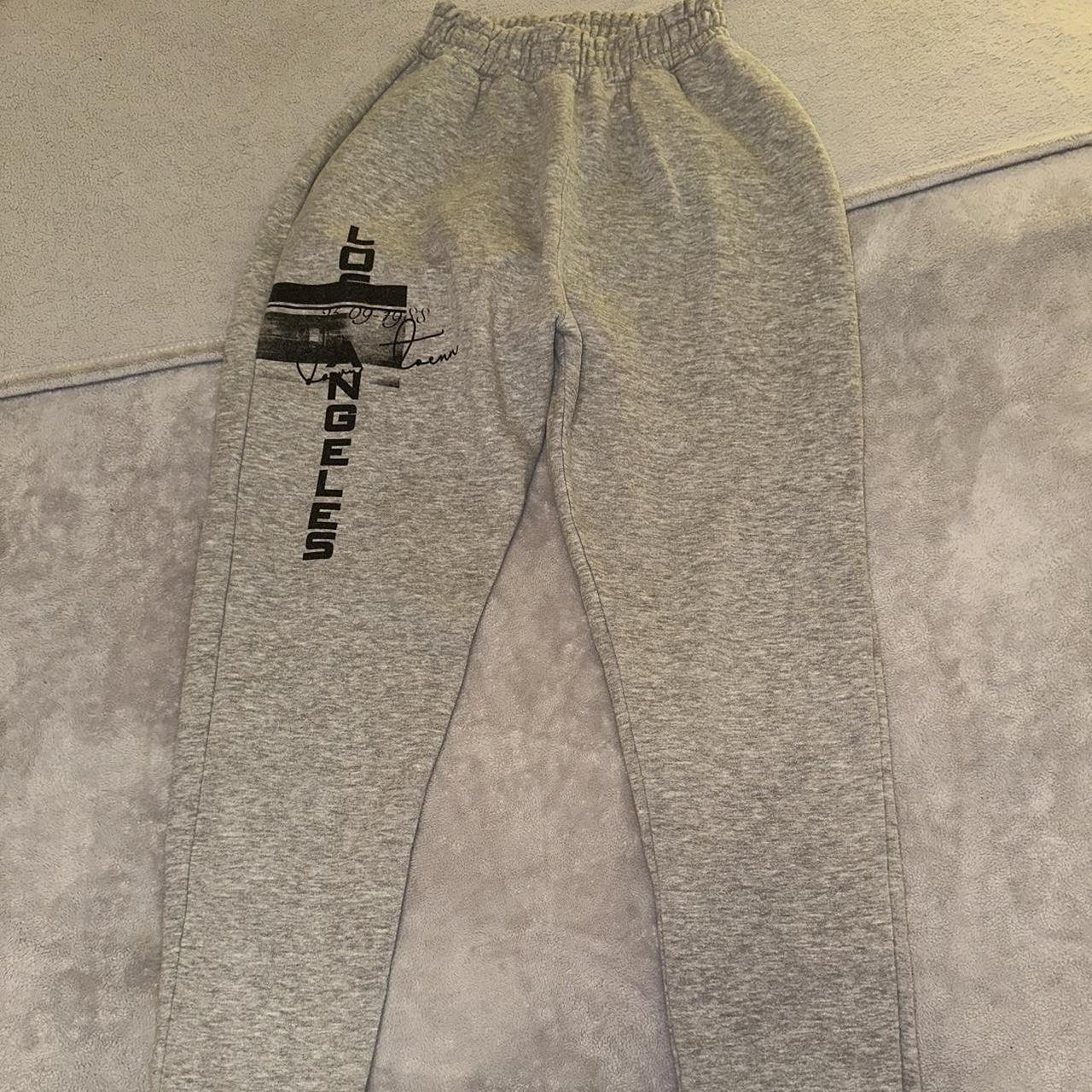 PrettyLittleThing Grey Los Angeles Sweatpants #plt