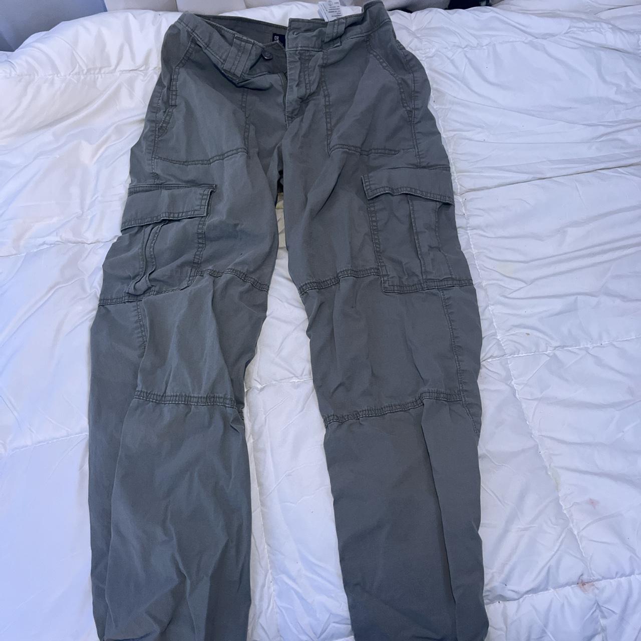 Hollister best sale cargo trousers