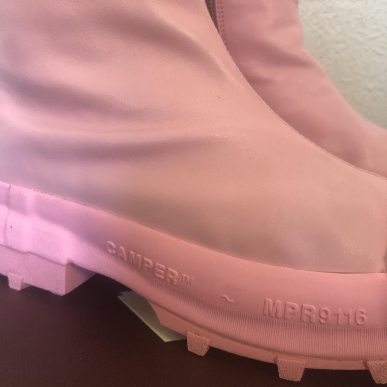 CamperLab Men's Pink Boots (2)