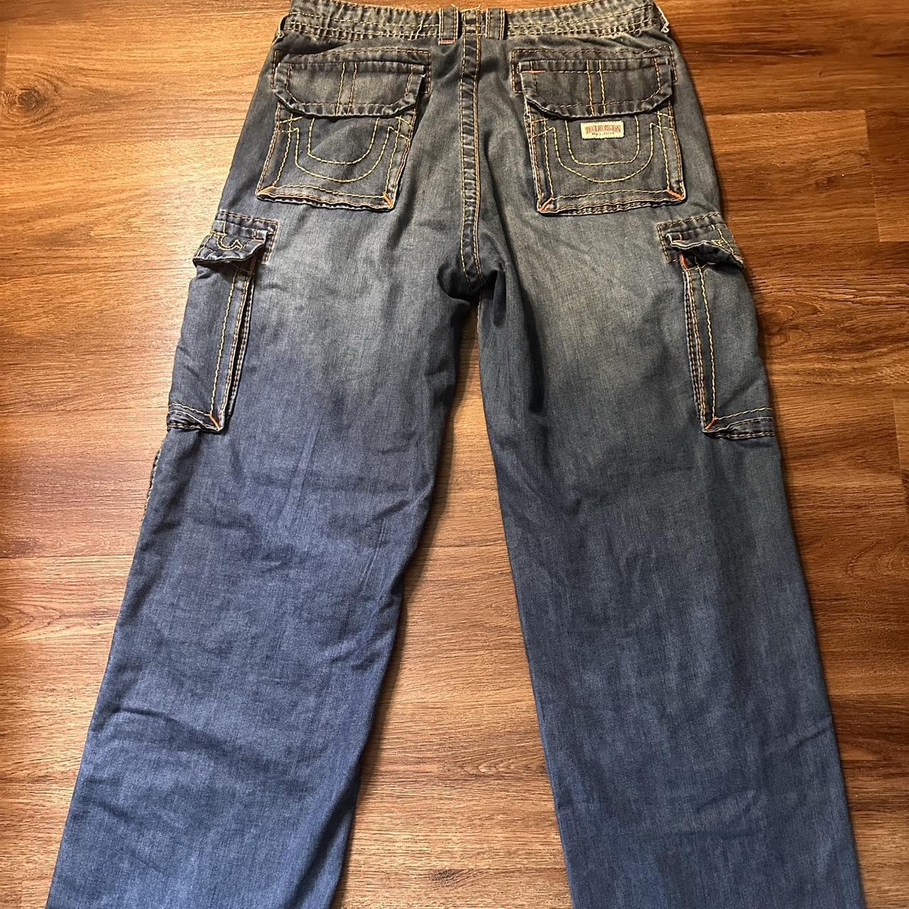 item listed by vileangelxo