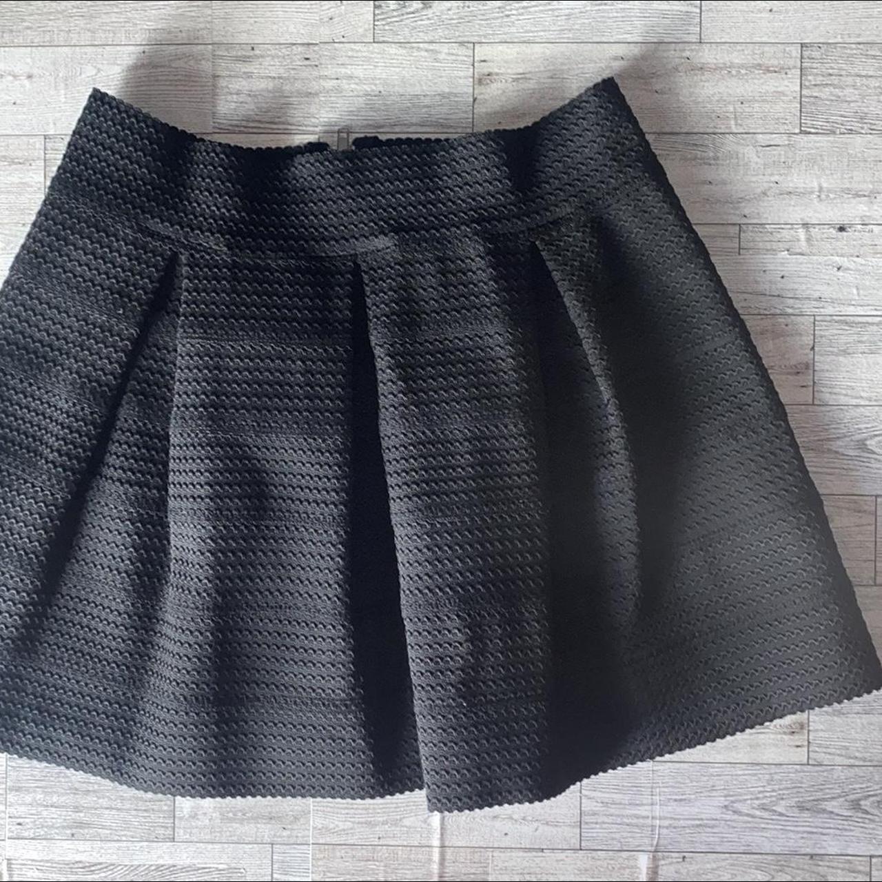 Wet Seal Women's Black Skirt (4)